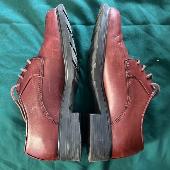 Leather Oxford shoes - Picture 5 of 6